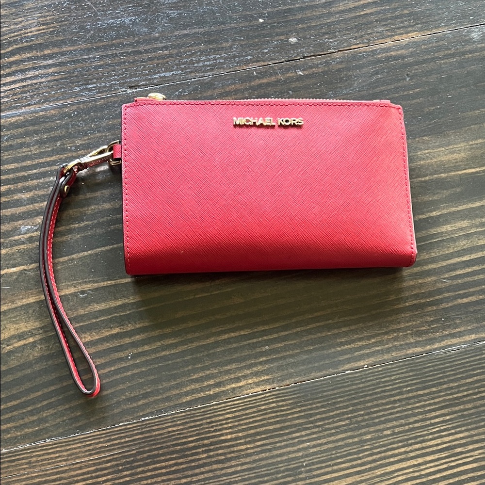 Michael Kors Scarlet Wristlet